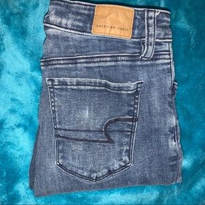 American Eagle Super High Rise Jegging